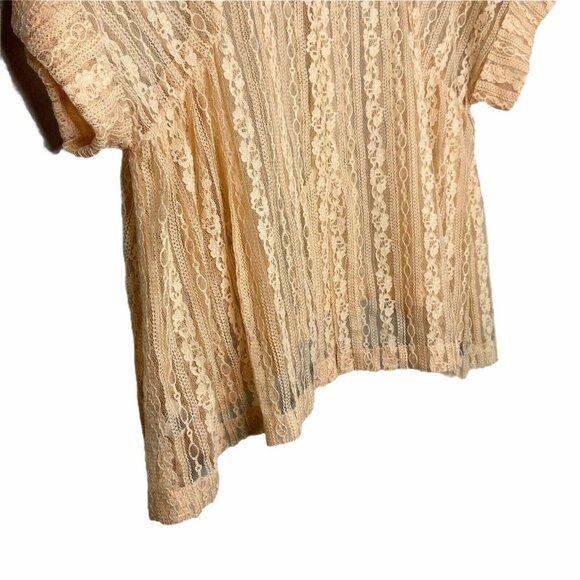 Free People Short Sleeve Size‎ XSmall Peach Top Blouse Boxy Lace - Picture 9 of 9